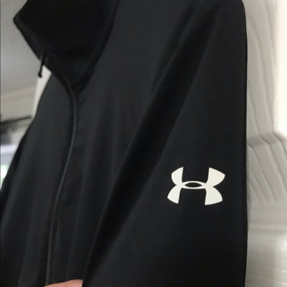 Ladies Under Amour Nylon Short Jacket - Picture 2 of 4